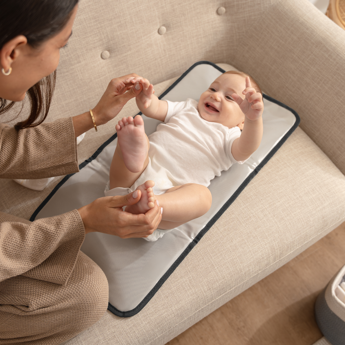 Compact Changing Pad by Comfy Cubs - Solid Black